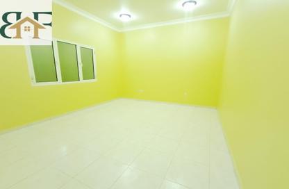 Apartment - 4 Bedrooms - 3 Bathrooms for rent in Al Mansoura - Al Mansoura - Doha Apartment - 4 Bedrooms - 3 Bathrooms for rent in Al Mansoura - Al Mansoura - Doha