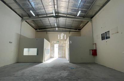 Warehouse - Studio for rent in Industrial Area 4 - Industrial Area - Industrial Area - Doha