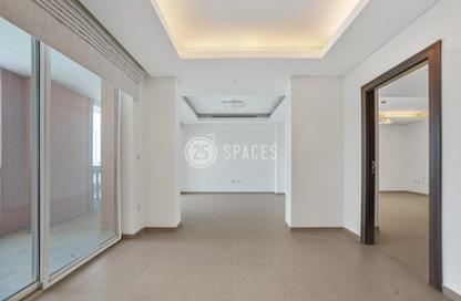 Apartment - 1 - 2 for rent in Viva East - Viva Bahriyah - The Pearl Island - Doha