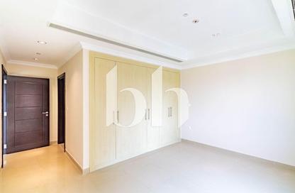 Apartment - 1 Bedroom - 2 Bathrooms for rent in West Porto Drive - Porto Arabia - The Pearl Island - Doha