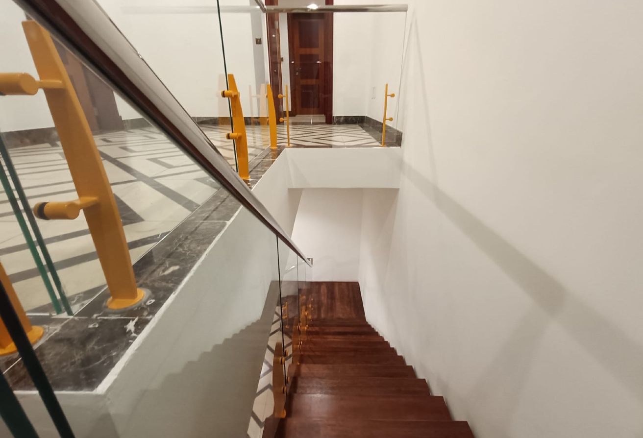 Spacious 3 BHK + Maid Fully Furnished Apartment thumbnail 10