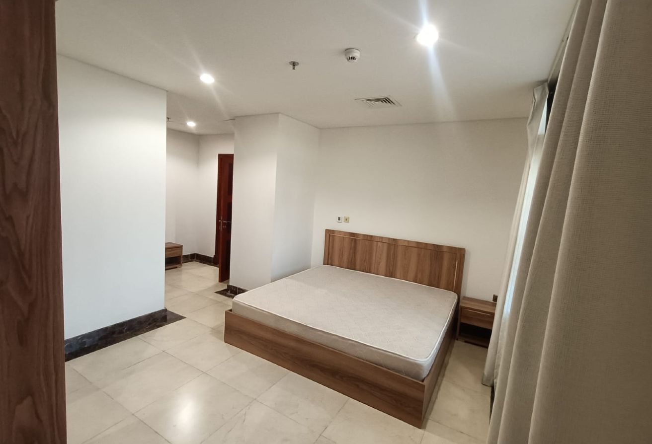 Spacious 3 BHK + Maid Fully Furnished Apartment thumbnail 12