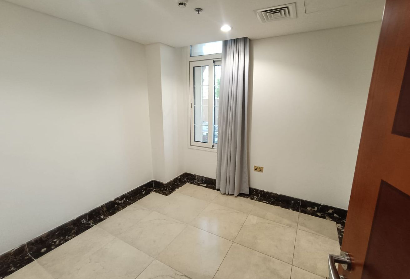 Spacious 3 BHK + Maid Fully Furnished Apartment thumbnail 8
