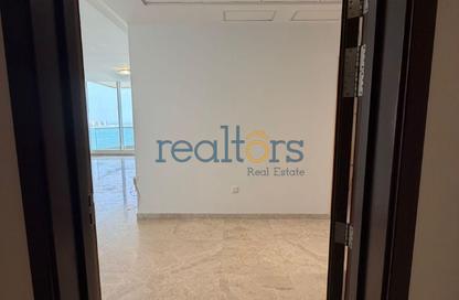 Apartment - 3 Bedrooms - 5 Bathrooms for rent in West Bay Tower - West Bay - West Bay - Doha