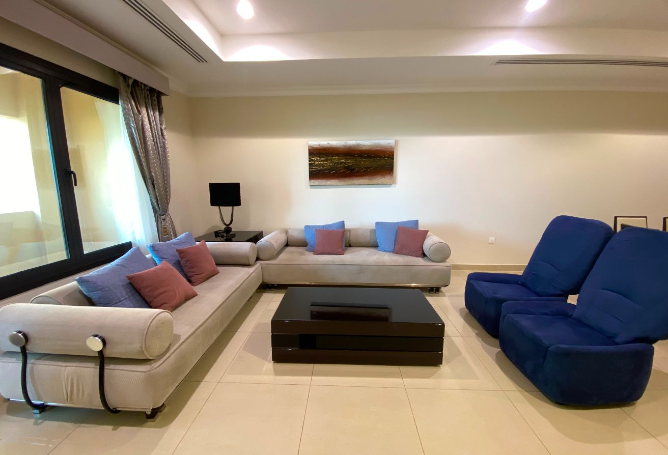 1 BHK + Office Furnished Apartment | Porto Arabia thumbnail 5