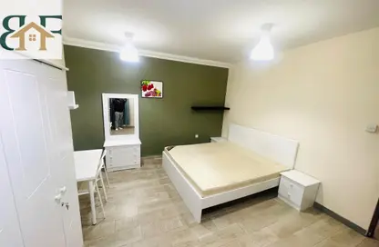 Apartment - 1 Bathroom for rent in Salwa Road - Al Aziziyah - Doha