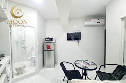 Apartment - Studio - 1 Bathroom for rent in Umm Ghwailina Comm - Umm Ghuwalina - Umm Ghuwailina - Doha Apartment - Studio - 1 Bathroom for rent in Umm Ghwailina Comm - Umm Ghuwalina - Umm Ghuwailina - Doha