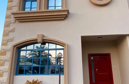 Villa - 3 - 3 for rent in Al Maamoura - Doha