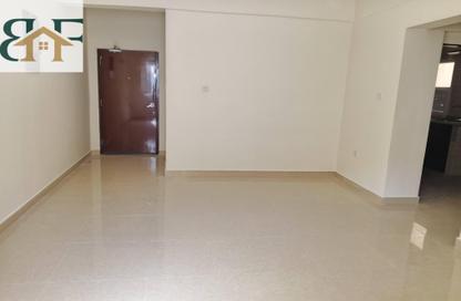 Apartment - 2 Bedrooms - 2 Bathrooms for rent in Bin Omran - Fereej Bin Omran - Doha