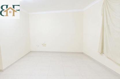 Apartment - 2 - 2 for rent in Umm Ghwailina Comm - Umm Ghuwalina - Umm Ghuwailina - Doha Apartment - 2 - 2 for rent in Umm Ghwailina Comm - Umm Ghuwalina - Umm Ghuwailina - Doha