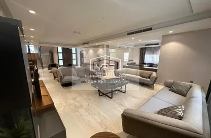 Villa - 5 Bedrooms - 5 Bathrooms for rent in Al Maamoura - Al Maamoura - Doha