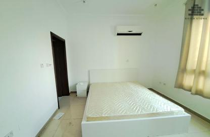 Apartment - 1 Bedroom - 2 Bathrooms for rent in Al Nasr Street - Al Nasr - Doha