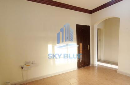 Apartment - 2 Bedrooms - 1 Bathroom for rent in Al Duhail - Al Duhail - Doha