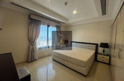 Apartment - 1 Bedroom - 2 Bathrooms for rent in West Porto Drive - Porto Arabia - The Pearl Island - Doha