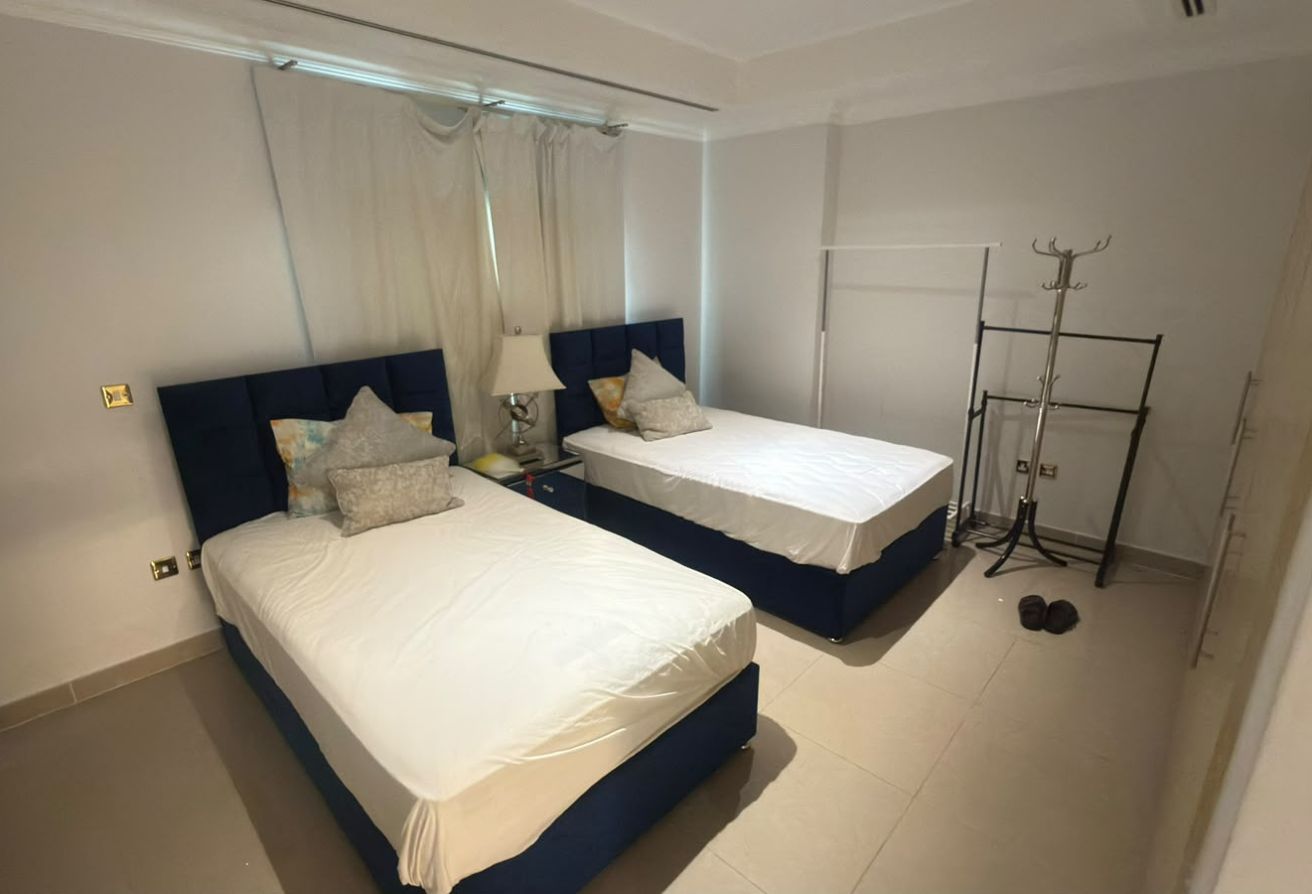 ELEGANT BIG 2 BEDROOMS FF SEAVIEW IN PEARL @14000 thumbnail 7
