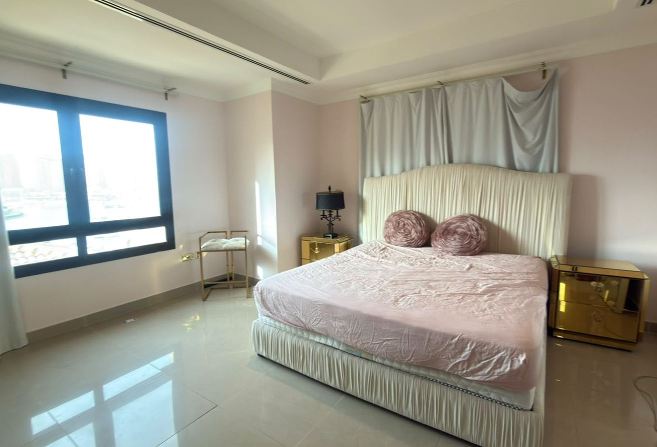 ELEGANT BIG 2 BEDROOMS FF SEAVIEW IN PEARL @14000 thumbnail 4