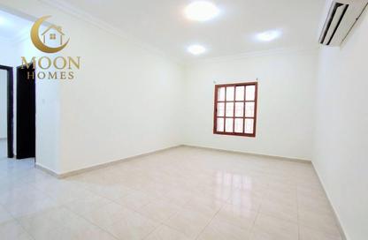Apartment - 1 Bedroom - 2 Bathrooms for rent in Old Al Ghanim - Al Ghanim - Doha