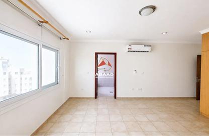 Villa - 3 - 5 for rent in Al Ain Gardens - Ain Khaled - Doha