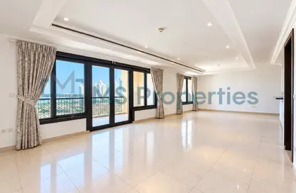 شقة - 2 غرف نوم - 3 حمامات للايجار في طريق بورتو الغربي - بورتو أرابيا - جزيرة اللؤلؤة - الدوحة
