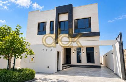 Villa - 7 - 7+ for sale in Huzoom Villas - Lusail City - Lusail