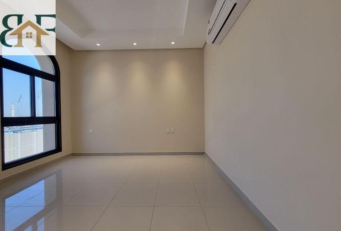 61338069 - Property Image 3