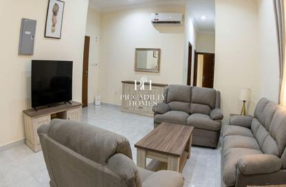 Apartment - 2 Bedrooms - 2 Bathrooms for rent in Al Sadd Tourist Apartments - Al Sadd - Doha