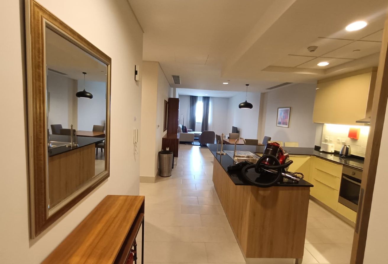 Spacious 1Bhk+ Office|Fully Furnished| thumbnail 7