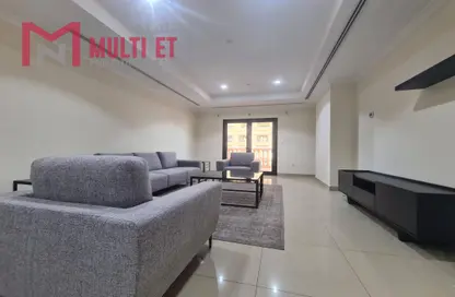 Apartment - 2 Bedrooms - 3 Bathrooms for rent in East Porto Drive - Porto Arabia - The Pearl Island - Doha