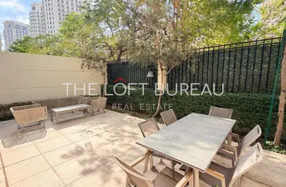 Villa - 6 Bedrooms - 7 Bathrooms for rent in Floresta Gardens - Floresta Gardens - The Pearl Island - Doha