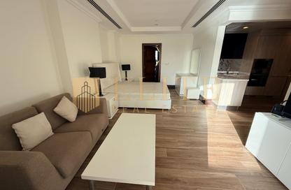 Apartment - Studio - 1 Bathroom for rent in Viva East - Viva Bahriyah - The Pearl Island - Doha