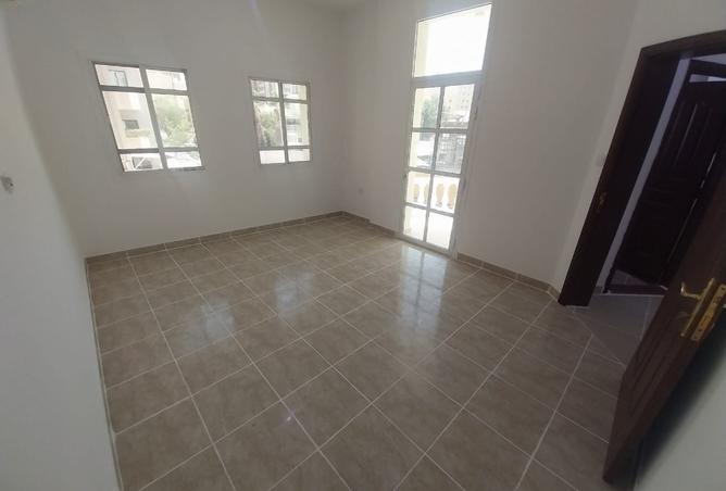 61732767 - Property Image 2