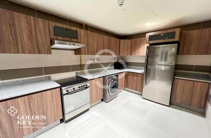 Apartment - 2 - 2 for sale in Lusail Residence - Marina District - Lusail