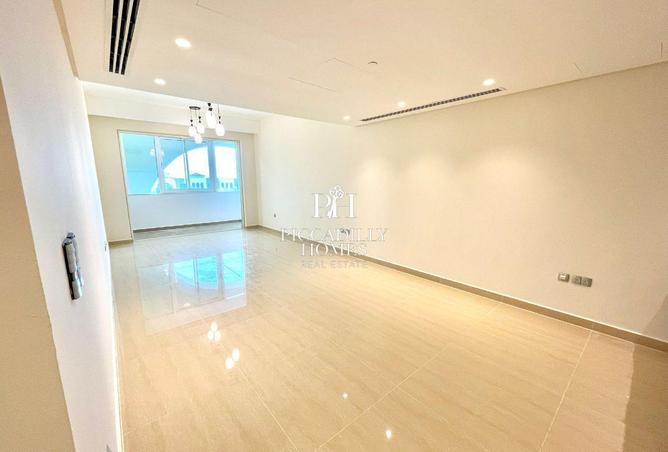 53425002 - Property Image 3