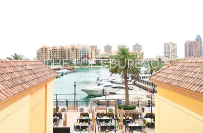 Townhouse - 1 Bedroom - 2 Bathrooms for rent in La Croisette - Porto Arabia - The Pearl Island - Doha