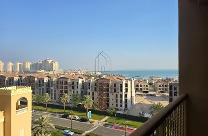 Apartment - 1 Bedroom - 2 Bathrooms for rent in West Porto Drive - Porto Arabia - The Pearl Island - Doha