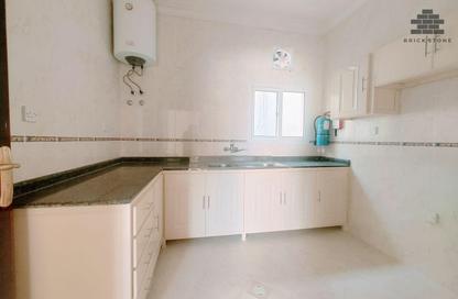 Apartment - 3 Bedrooms - 2 Bathrooms for rent in Muntazah 13 - Al Muntazah - Doha