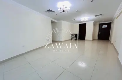 Apartment - 3 Bedrooms - 5 Bathrooms for rent in West Bay Tower - West Bay - West Bay - Doha