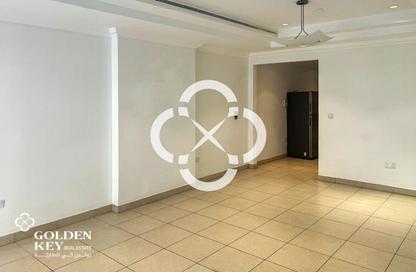 Apartment - 1 - 2 for rent in West Porto Drive - Porto Arabia - The Pearl Island - Doha