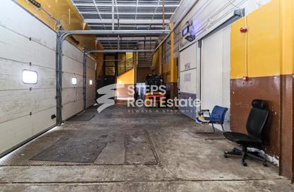 Warehouse - Studio for rent in Industrial Area 2 - Industrial Area - Industrial Area - Doha