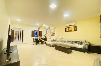 Compound - 3 Bedrooms - 3 Bathrooms for rent in Al Hadara Street - Al Thumama - Doha Compound - 3 Bedrooms - 3 Bathrooms for rent in Al Hadara Street - Al Thumama - Doha
