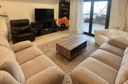 Apartment - 1 Bedroom - 2 Bathrooms for rent in East Porto Drive - Porto Arabia - The Pearl Island - Doha