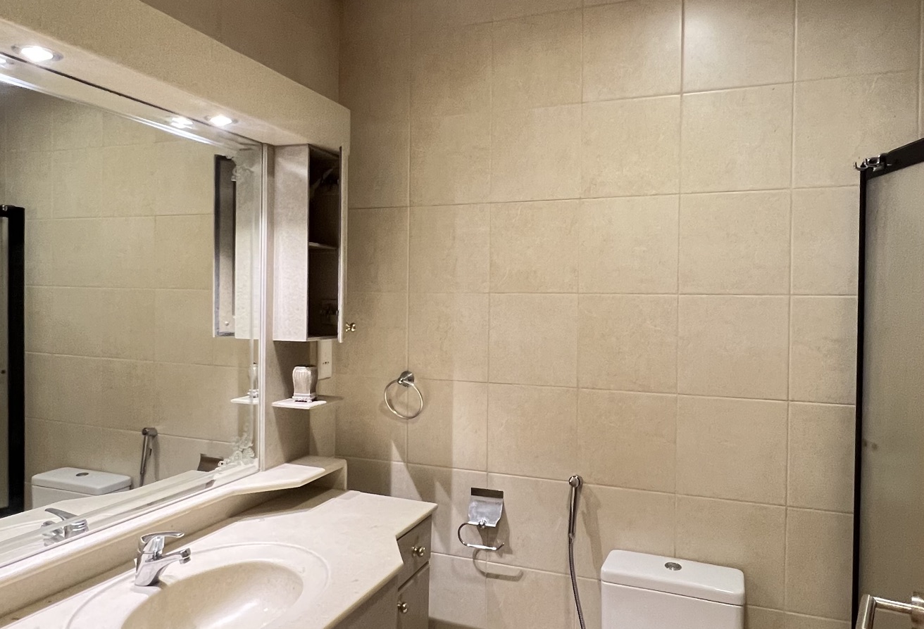 LUXURY SPACIOUS 3BHK + MAID FULLY FURNISHED thumbnail 7