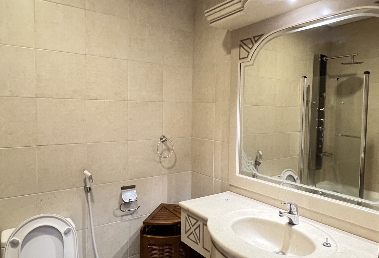 LUXURY SPACIOUS 3BHK + MAID FULLY FURNISHED thumbnail 5