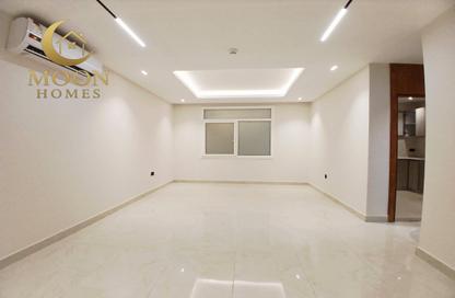 Apartment - 2 Bedrooms - 3 Bathrooms for rent in Al Mansoura - Al Mansoura - Doha