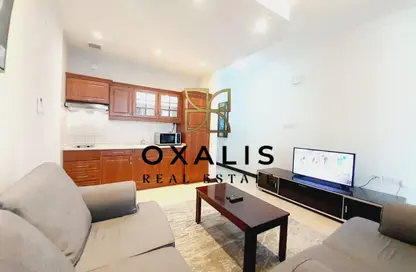 شقة - غرفة نوم - 1 حمام للايجار في فريج عبد العزيز - فريج عبد العزيز - الدوحة