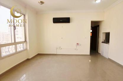 Apartment - 1 - 1 for rent in Umm Ghuwailina 4 - Umm Ghuwailina - Doha