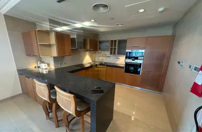 شقة - 2 غرف نوم - 3 حمامات للايجار في فيفا غرب - فيفا بحرية - جزيرة اللؤلؤة - الدوحة