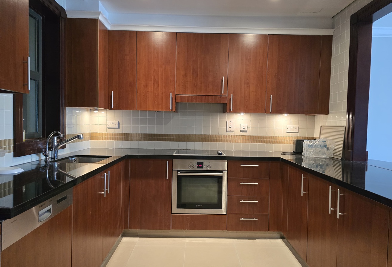 Townhouse Semi Furnished Fully Marina View thumbnail 5