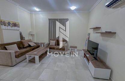 Apartment - 2 Bedrooms - 2 Bathrooms for rent in Al Nasr Street - Al Nasr - Doha
