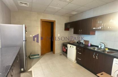 Apartment - 2 Bedrooms - 5 Bathrooms for sale in Zig Zag Tower A - Zig Zag Towers - West Bay - Doha